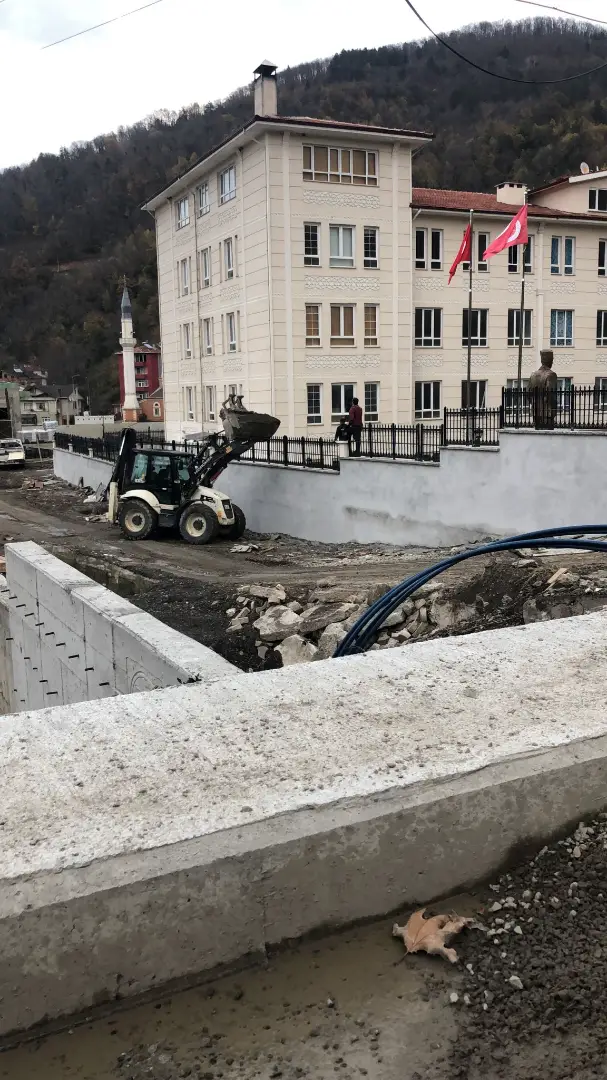 2022 Yılı Kastamonu Üniversitesi Bozkurt Myo Binası Ve Çevre Tadilat İşi 